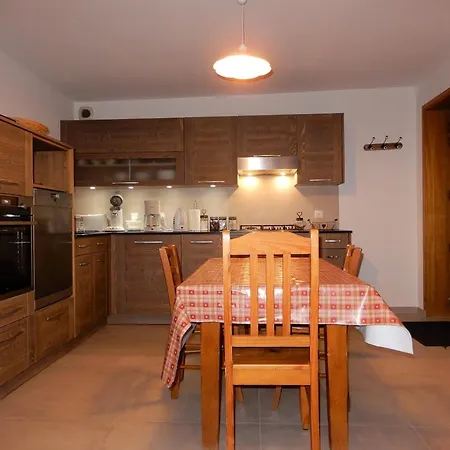 Dans - 6 Pers. Apartment